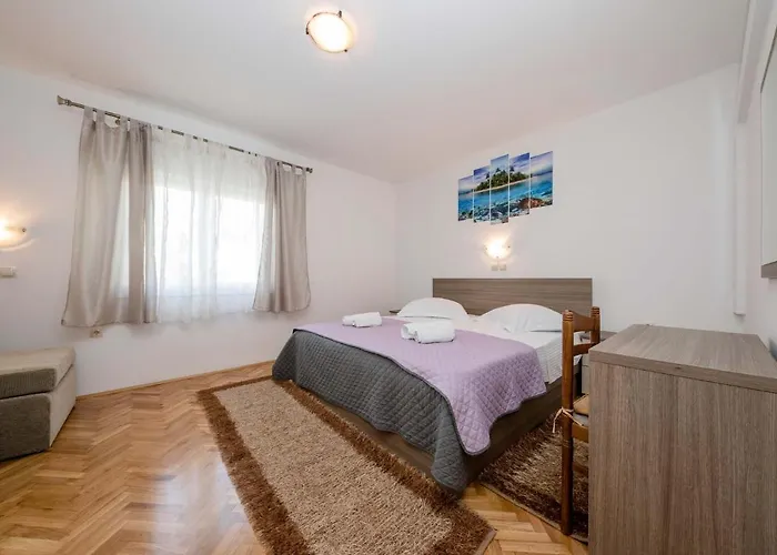 Paradise Apartments
