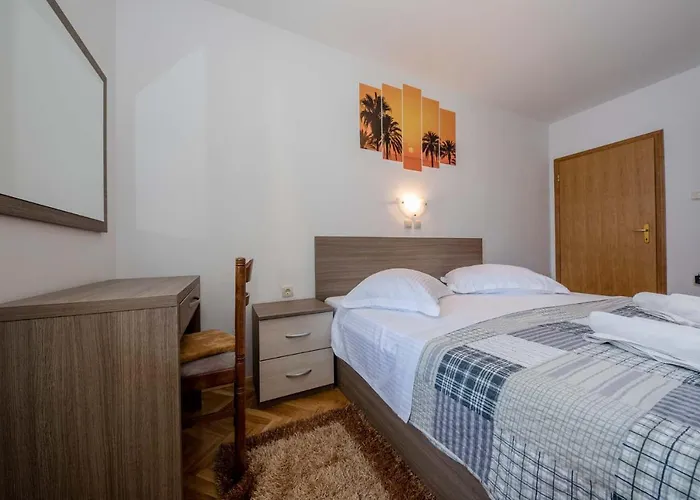 Paradise Apartments * Lopar