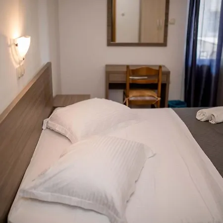 Apartment 3
