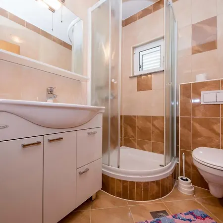 Apartment 3