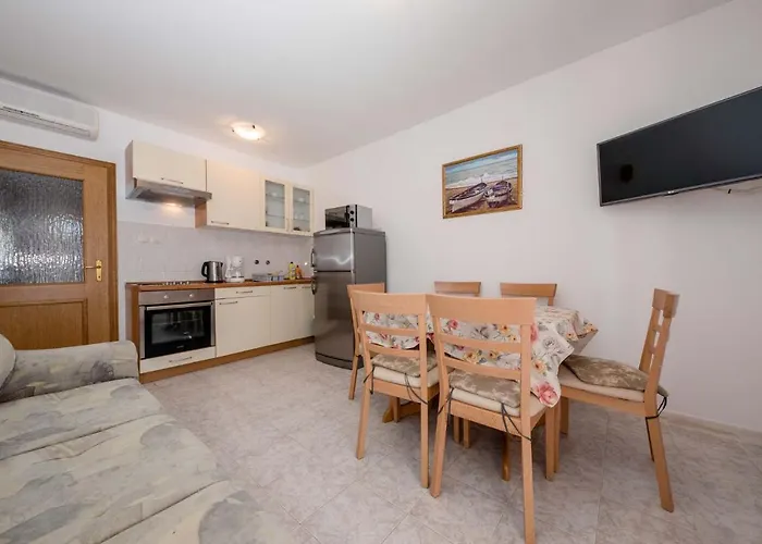 Paradise Apartments Διαμέρισμα *
